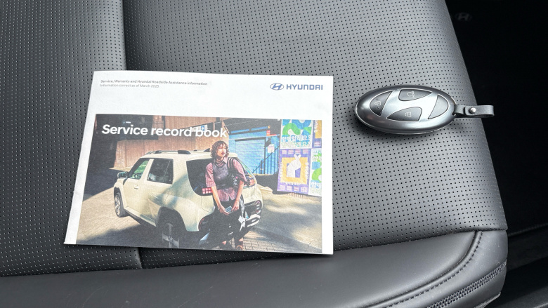 Hyundai SANTA FE 1.6 TGDi Plug-in Hybrid Calligraphy 5dr 4WD Auto Estate